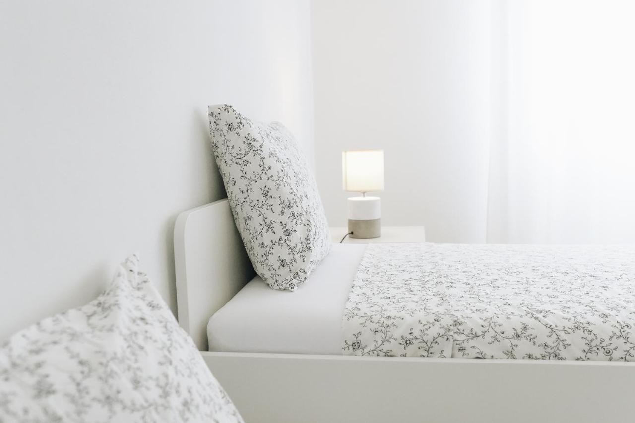 Host Wise - Sweet & Sunny Flat - Ace Location Apartment Куартейра Екстериор снимка
