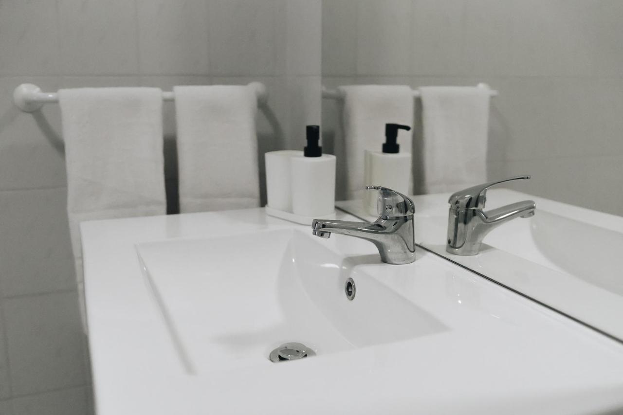 Host Wise - Sweet & Sunny Flat - Ace Location Apartment Куартейра Екстериор снимка